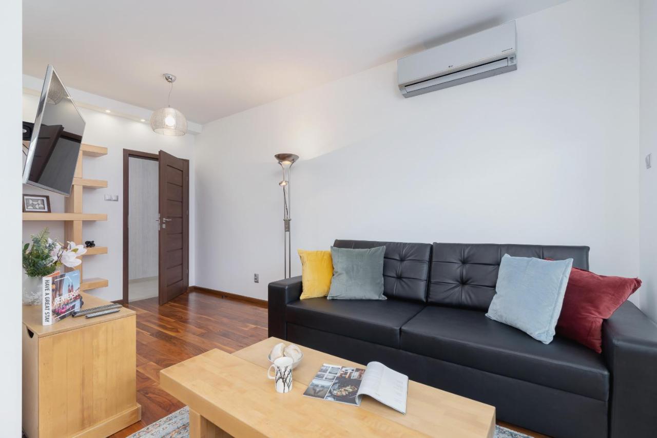 Kraków Błonia Apartment with Balcony by Renters Zewnętrze zdjęcie