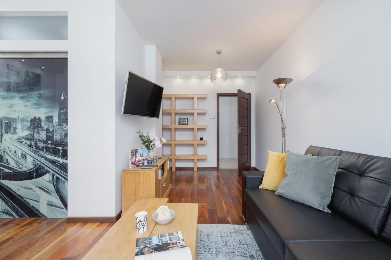 Kraków Błonia Apartment with Balcony by Renters Zewnętrze zdjęcie