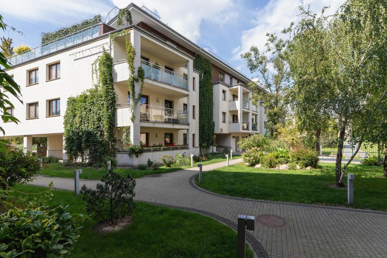 Kraków Błonia Apartment with Balcony by Renters Zewnętrze zdjęcie